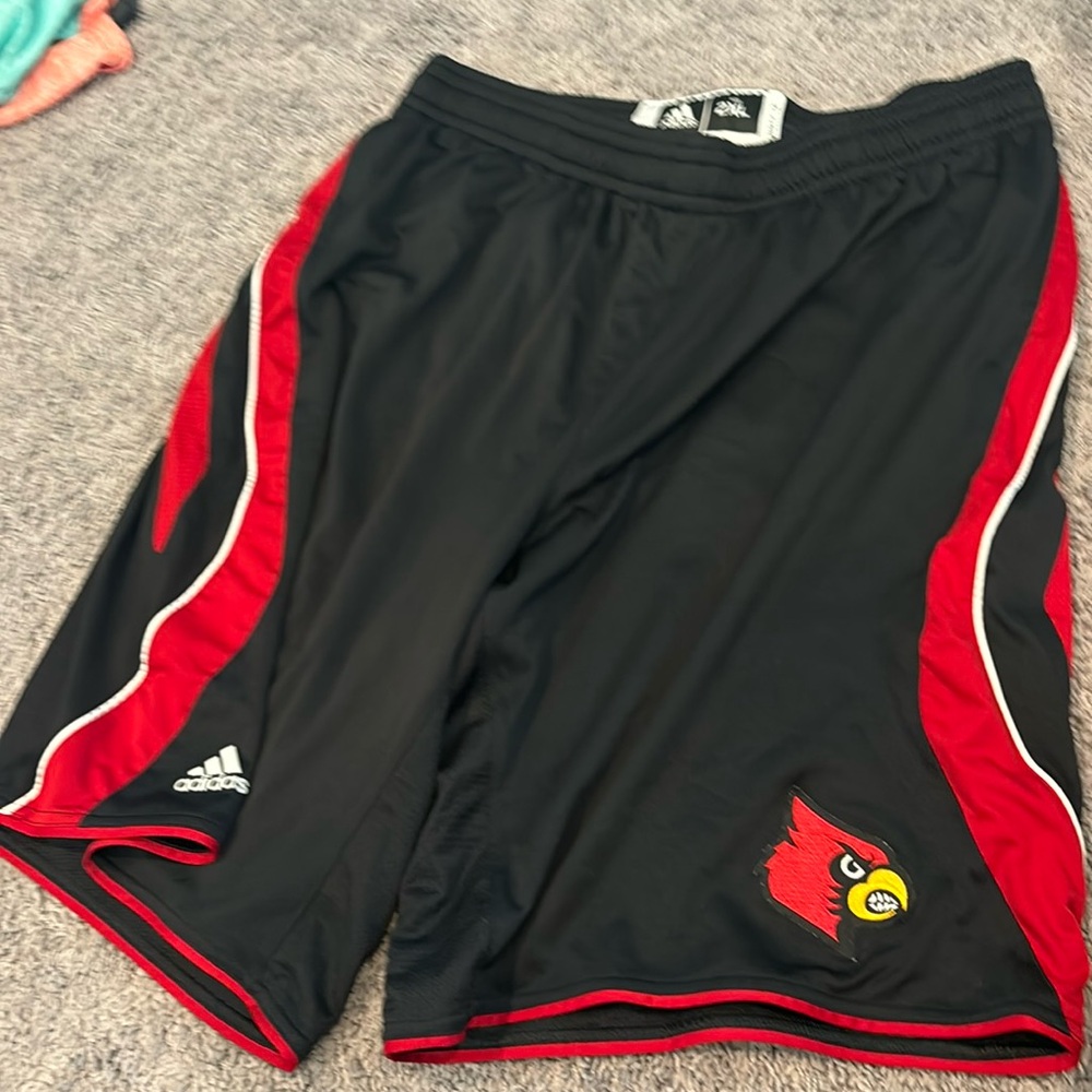 Men’s Basketball short Adidas size 2xl University of Louisville